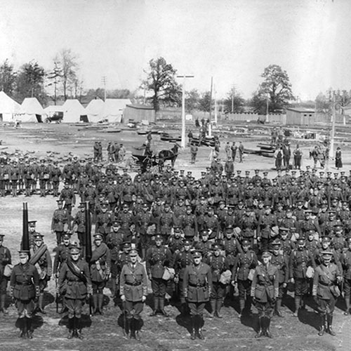 Group of soldiers