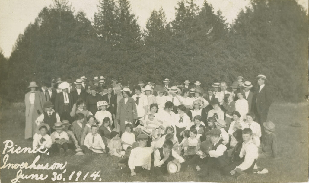 Large group of people at a picnic